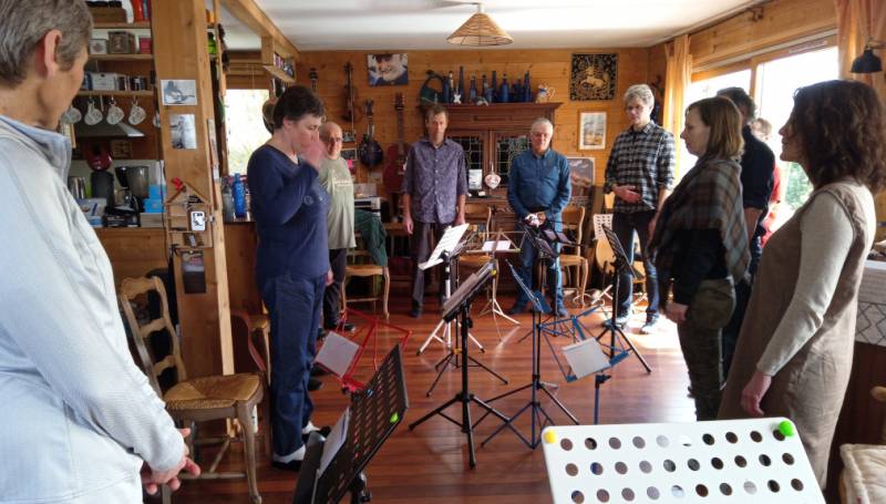 Quelques exercices vocaux, rythmiques et harmoniques - Rhythm, vocal and harmony exercises. - Jam Hall