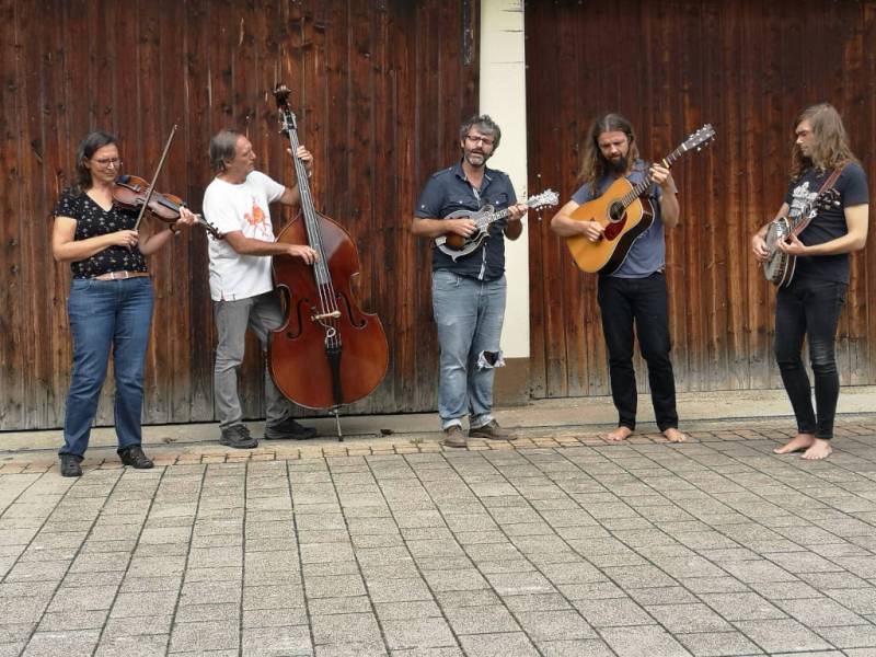Mad Meadows, the band, as a quintet. - Jam Hall
